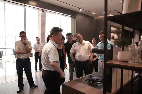 中国五金制品协会张东立理事长一行